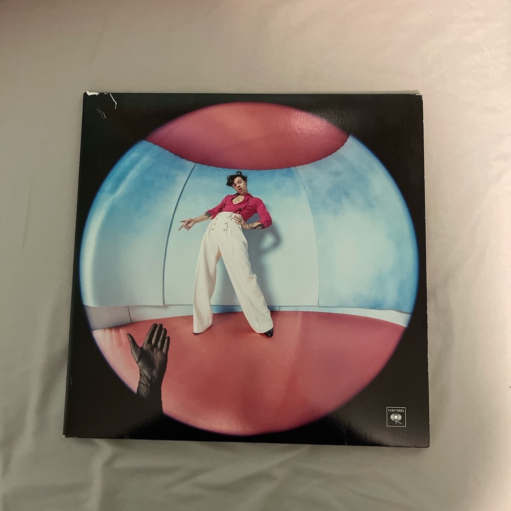 Harry styles limited edition design records. Fine line vinyl record